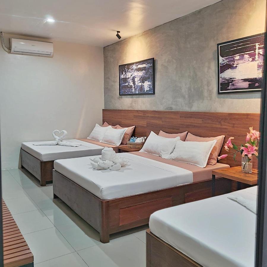 A&E Apartelle Bacolod Exterior photo