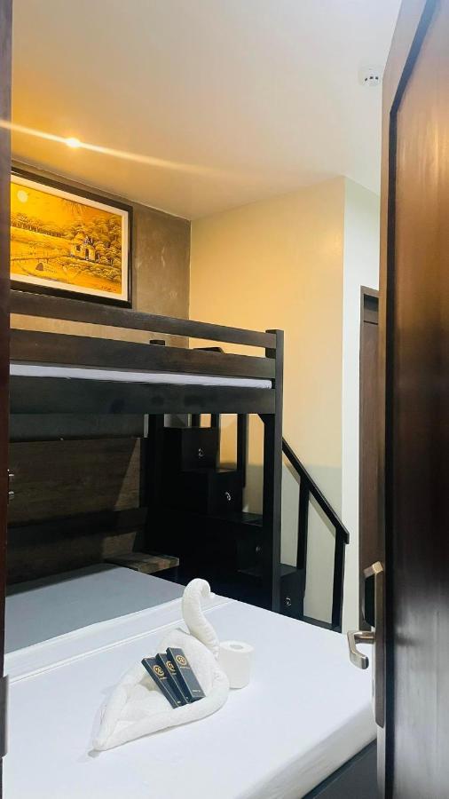A&E Apartelle Bacolod Exterior photo